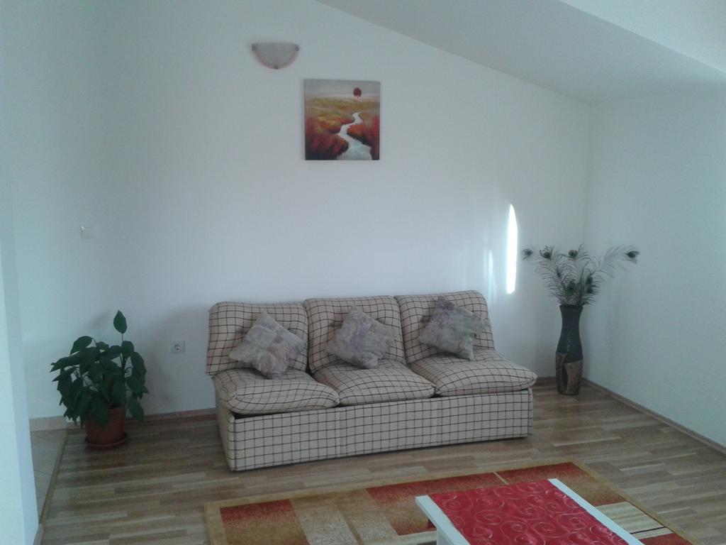 Trilj Apartman Jurika المظهر الخارجي الصورة